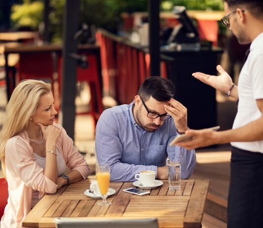 Servis, Kuver ve Masa Ücreti Artık Yasak Oteller Neden Dolmuyor?