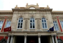 Fotoğrafçı Nil Göksel, İş Bankası Müzesi’nde Tarihi Anları Objektifine Taşıdı Fotoğrafçı Nil Göksel, İş Bankası Müzesi'nde Tarihi Anları Objektifine Taşıdı