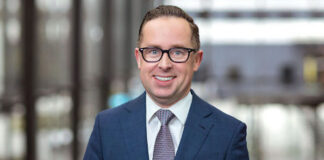 Havayolu Firmasının CEO’su Maaşına Yüzde 900 Zam Yaptı