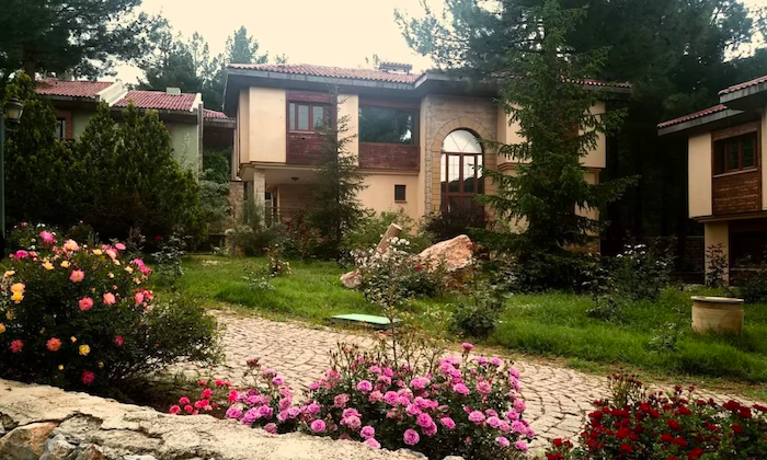 Adana'da Satılık Tatil Köyü