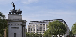 The Peninsula London Açıldı The Peninsula London