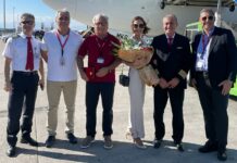 Corendon Airlines Kaptanı Zeki Bıyık, 44 Yıllık Uçuş Kariyerini Tamamlayarak Emekliye Ayrıldı Corendon Airlines Kaptanı Zeki Bıyık, 44 Yıllık Uçuş Kariyerini Tamamlayarak Emekliye Ayrıldı