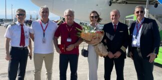 Corendon Airlines Kaptanı Zeki Bıyık, 44 Yıllık Uçuş Kariyerini Tamamlayarak Emekliye Ayrıldı Corendon Airlines Kaptanı Zeki Bıyık, 44 Yıllık Uçuş Kariyerini Tamamlayarak Emekliye Ayrıldı