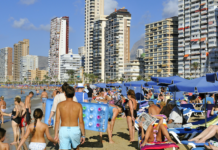 İşte Dünya’nın En Kalabalık Plajları Dünya'nın En Kalabalık Plajları