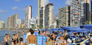 İşte Dünya’nın En Kalabalık Plajları Dünya'nın En Kalabalık Plajları