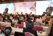 Özel Oytun Türkoğlu: Yapay Zeka, Turizm Sektöründe Büyük Değişiklikler Yaratacak Özel Oytun Türkoğlu, yapay zekanın turizm sektöründe önemli değişikliklere yol açacağını vurguladı.