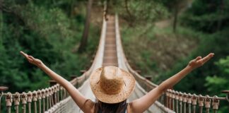 Tek Başına Tatil Yapılacak En İyi 5 Yer Seyahat Konusunda Influencer Tavsiyeleri Ne Kadar Faydalı?