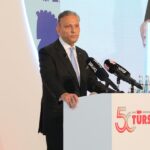 İstanbul Turizmde Geri Kalıyor: Paris ve Barselona ile Aradaki Fark Büyüyor! TÜRSAB Başkanı Firuz Bağlıkaya Turizm Yüzyılı