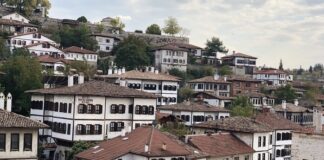 Safranbolu ve Amasra’da Rekor Turist Akını "Safranbolu'nun Gizli Potansiyeli: Turizmde Çeşitlilik ve Tanıtımın Gücüyle Yeniden Keşif"