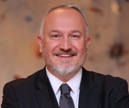 AKTOB Başkanı Kavaloğlu Açıkladı: Antalya 2025’i 17 Milyon Yabancı Turistle Kapattı Akdeniz Turistik Otelciler ve İşletmeciler Birliği Başkanı Kaan Kavaloğlu