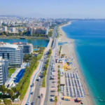Antalya’da bu yıl 20 milyon turist beklentisi İşte Antalya'nın 2024 Turist Sayısı