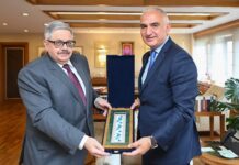 Bakan Ersoy Rus Büyükelçi Yerhov ile Görüştü Bakan Ersoy Rus Büyükelçi