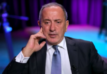 Fatih Altaylı’nın Pegasus Eleştirisi: Konfor ve Hizmet Yetersizliklerini Anlattı Fatih Altaylı'dan Pegasus'a Eleştiri: Hizmet Kalitesi Nedeniyle Uçmayı Tercih Etmiyor