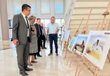 Antalya Bilim Üniversitesi’nde Turizm Karikatürleri Sergisi Açıldı Antalya Bilim Üniversitesi’nde Turizm Karikatürleri Sergisi Açıldı