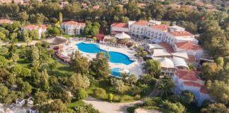 Havalimanları Yolcu Rekorları Kırıyor, Otelciler İse Soruyor: Nerede Bu Turistler? Havalimanları Yolcu Rekorları Kırıyor, Otelciler İse Soruyor: Bu Turistler Nerede?