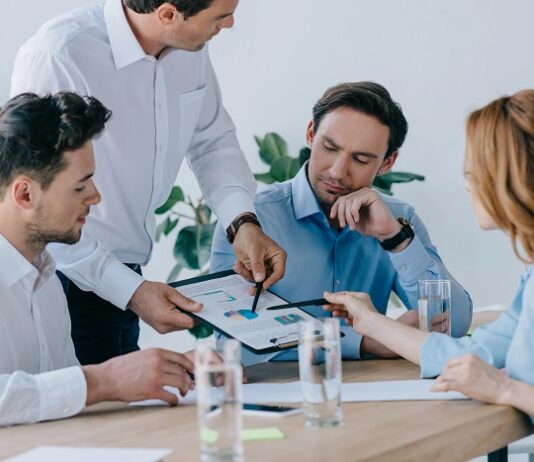 Konaklama Tesisleri İçin Kritik Tarih: Son Gün 31 Aralık 2025 Stratejist Maskesi Altında Turizm Sektörüne Zarar Veren Profesyoneller