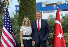 ABD’nin Ankara Büyükelçisi Jeff Flake: Vize Talebinde Artış ABD'nin Ankara Büyükelçisi Jeff Flake