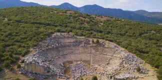 Antik Kentlerde “Perseid Meteor Yağmuru” Seyir Keyfi Antik Kentlerde Perseid Meteor Yağmuru