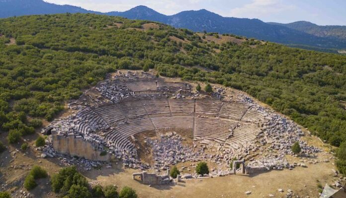 Kibyra Örenyeri Antik Kentlerde Perseid Meteor Yağmuru