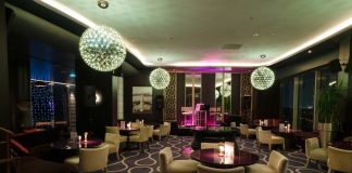 Marmara Sahilinin Yıllardır İhtiyacı Olan Gastro Bar Vue Rooftop Marmara Sahilinin Yıllardır İhtiyacı Olan Gastro Bar Vue Rooftop