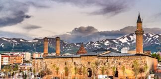 Erzurum Kültür Yolu Festivali Başladı Erzurum Kültür Yolu Festivali başladı
