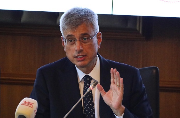 saglik bakani memisoglu Sağlık Bakanı: Seyahatin Yaygın Olduğu Dönemde Hastalığın Kaynağı Tahmin Edilemez!