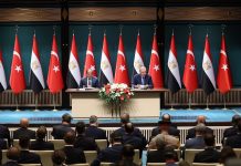 Türkiye ile Mısır arasında 17 Anlaşma İmzalandı Mısır Cumhurbaşkanı Abdülfettah Es-Sisi ile Anlaşmaların İmza Töreni ve Ortak Basın Toplantısı