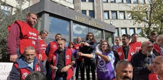 Kadıköy Belediyesine Grev Kararı Asıldı Kadıköy Belediyesine Grev Kararı Asıldı