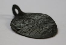 Hazreti Süleyman Betimli Kolye Ucu Bulundu Hadrianopolis Antik Kenti'nde Hazreti Süleyman Betimli Kolye Ucu Bulundu