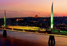 İstanbul’da Gece Çalışan Metro, İETT, Marmaray ve Metrobüs Hatları İstanbul Metro kaça kadar açık? Gece Metrosu hatları. Metrobüs durakları. Metrobüs kaça kadar açık? İETT gece otobüsleri. Marmaray saatleri.