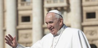 Papa, Seyahati Sırasında İki Suikast Girişimi Atlattığını Açıkladı Katoliklerin ruhani lideri ve Vatikan Devlet Başkanı Papa Franciscus, 2021 yılında yaptığı Irak ziyaretinde iki suikast girişimi atlattığını belirtti.