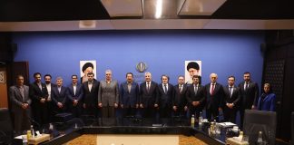 Türkiye-İran KEK Toplantısında Turizm Vurgusu: 2,8 Milyon İranlı Türkiye’yi Ziyaret Etti Türkiye-İran KEK Toplantısında Turizm Vurgusu: 2,8 Milyon İranlı Türkiye’yi Ziyaret Etti