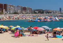 Turizm Bizi Tüketiyor: İspanya’da Turizme Tepkiler Büyüyor İspanya 2024'te Turizmde Rekor Kırdı: 88,5 Milyon Ziyaretçi
