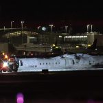 ABD’li Delta Havayollarına Ait Yolcu Uçağı İniş Sırasında Kaza Yaptı