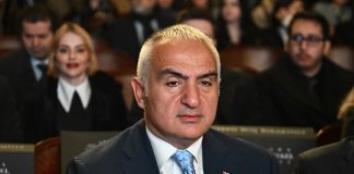 ETS Tur ve Bakan Ersoy Hakkında Mahkemede Soru Yağmuru Kültür ve Turizm Bakanı Mehmet Nuri Ersoy / Foto: AA