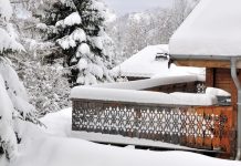 Kayak İçin Gittikleri Bölgedeki İhtiyacı Görüp Devlet Desteğiyle Konaklama Tesisi Kurdular