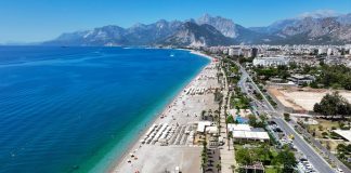 Antalya Rekor Kırdı: Ekimde 2,2 Milyon Turist, 10 Ayda 16 Milyon Sınırı Aşıldı!