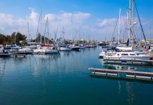 İsrailliler Yatlarla Güney Kıbrıs’a Akın Ediyor: Otellerde Yer Kalmadı!