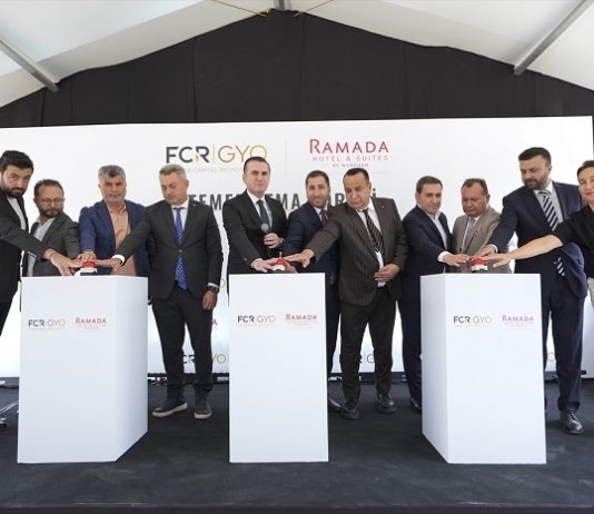 İstanbul’da Sağlık Turizmi Odaklı Otel Projesinin Temeli Atıldı