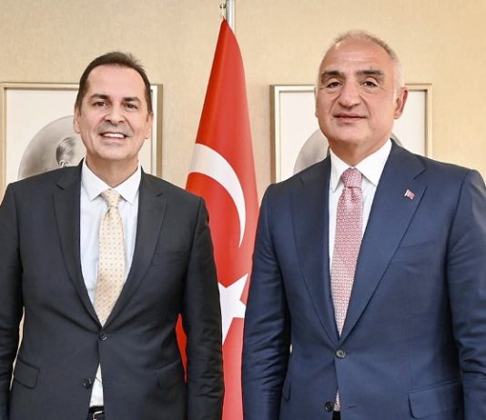 TÜRSAB Seçimleri Öncesi Sürpriz Zirve: Bakan Ersoy, Rıza Perçin’i Kabul Etti