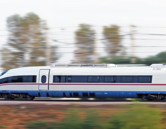 Avrupa’da Uçak Yerini Trene Bırakıyor: Daha Hızlı, Daha Ucuz!