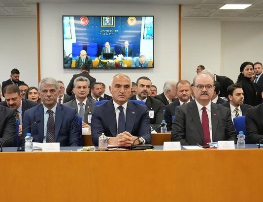 Bakan Ersoy’a TBMM’de İstifa Çağrısı: Milletin Vicdanında Mahkûm Oldunuz!