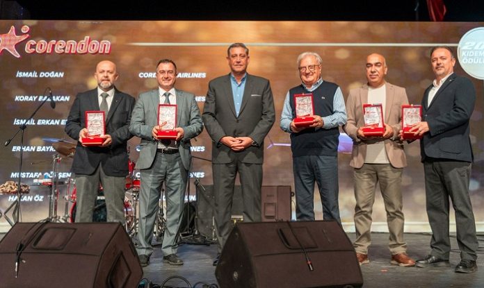 Corendon_Turizm_Grubu_Plaket_Takdimi__2_