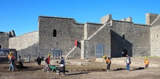 Diyarbakır’da Tarihi Surun Bir Bölümü Gün Yüzüne Çıkarıldı