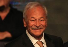 Kamil Sönmez Kimdir?