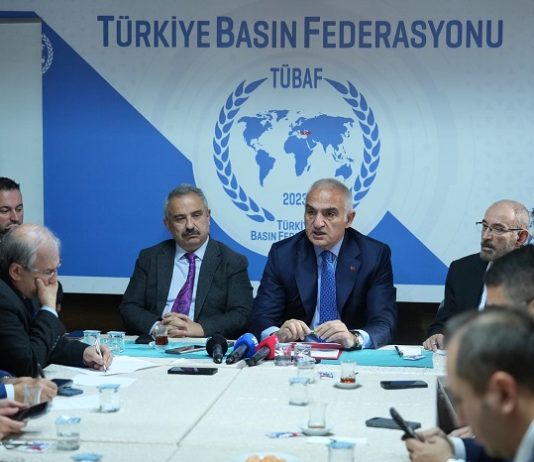 Bakan Ersoy Açıkladı: Dizilerin Reklam Gelirleri Düştü, Çekimlerde Kriz Yaşanıyor