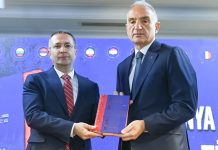 “Dünya Dillerinde Türkçe” Sözlüğü Tanıtıldı