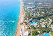 Antalya Otellerinde Sınırsız Tatil Keyfi: Modern Lüksü Yeniden Keşfedin