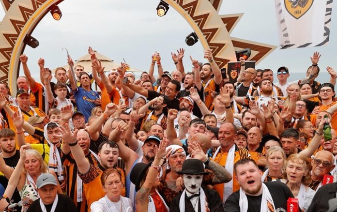 Acun ILICALI - Hull City Taraftari Acun Ilıcalı