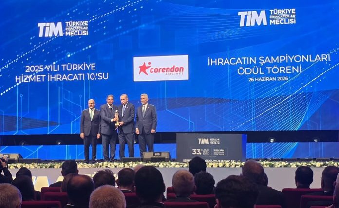 corendon_airlines_tim_cifte_basari__3_